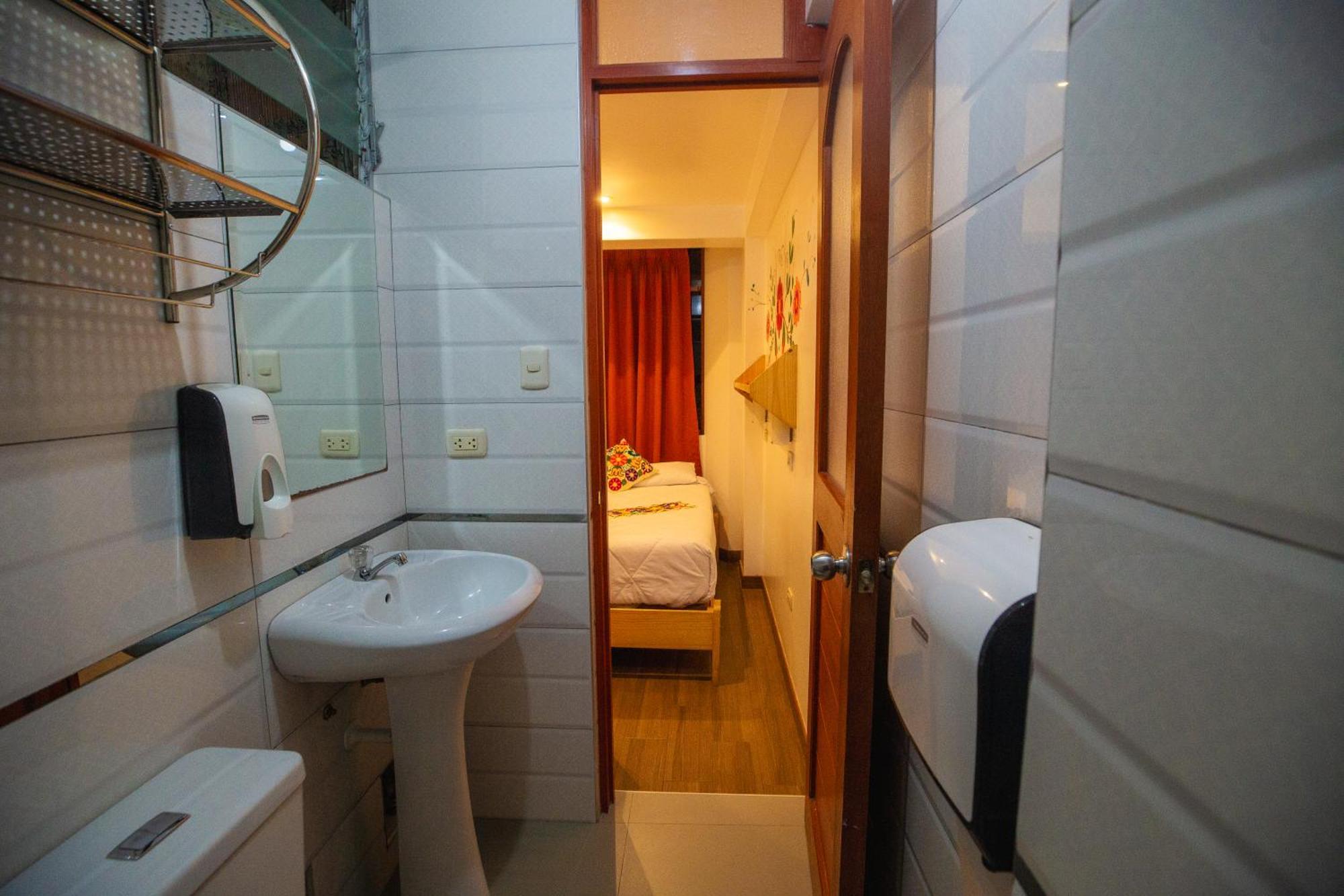 Hotel Ruta Amazonica Machupicchu ภายนอก รูปภาพ